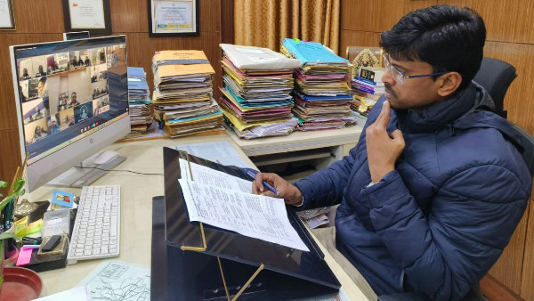 Gaya News: DM Dr. Thiagarajan held an important late night meeting regarding pran pratishtha