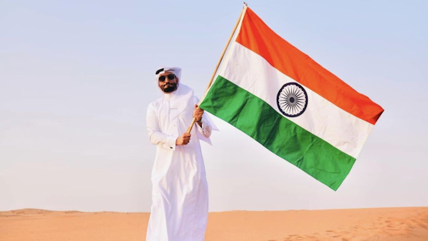 Saudi Arabian Singer Sang Indian Song