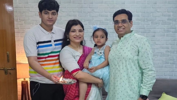 IPS Manoj Sharma IRS Shraddha Joshi