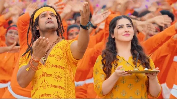 rang de basanti bhojpuri Song from Khesari Lal film released by Baba Bageshwar Dham Maharaj 