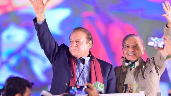 Nawaz Sharif unvils election manifesto
