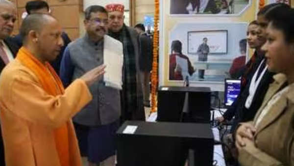 मुख्यमंत्री योगी