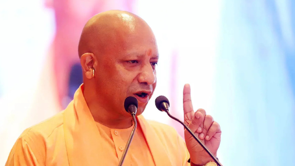 योगी आदित्यनाथ 