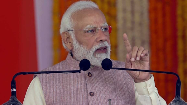 प्रधानमंत्री नरेंद्र मोदी