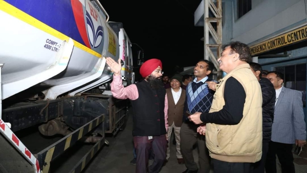 Hit And Run Law: Collector Ashish Singh opens front with officers, inspects petrol pump