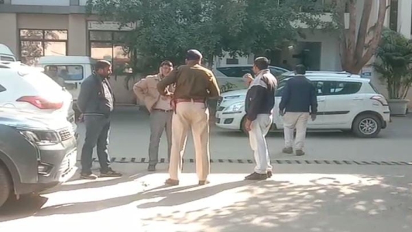 3 policemen dismissed from service in case of transfer of Rs 23 lakh bribe from bookies to accounts 3 policemen dismissed from service in case of transfer of Rs 23 lakh bribe from bookies to accounts
