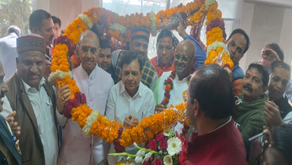 Madhya Pradeshs first Rajak Kalyan Board Chairman Mahesh Dhalia assumes charge