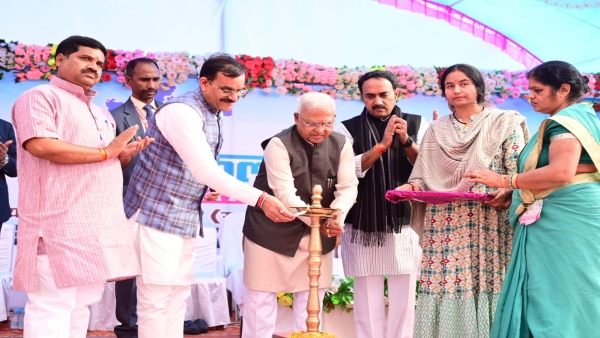 MP Vishnudutt Sharma participated in the Vikas Bharat Sankalp Yatra in Chaupra village of Panna MP Vishnudutt Sharma participated in the Vikas Bharat Sankalp Yatra in Chaupra village of Panna