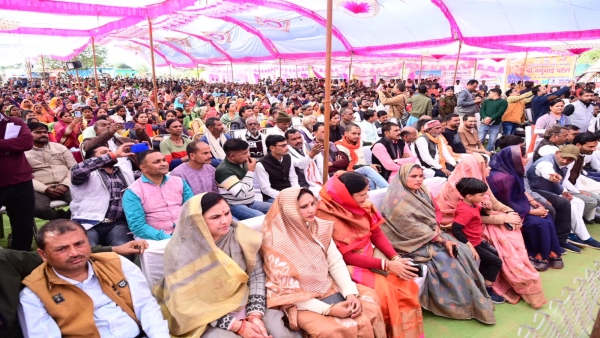 MP Vishnudutt Sharma participated in the Vikas Bharat Sankalp Yatra in Chaupra village of Panna MP Vishnudutt Sharma participated in the Vikas Bharat Sankalp Yatra in Chaupra village of Panna