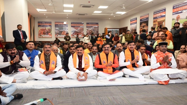 BJP president Sharma recited Hanuman Chalisa in state media center on consecration of Shri Ram