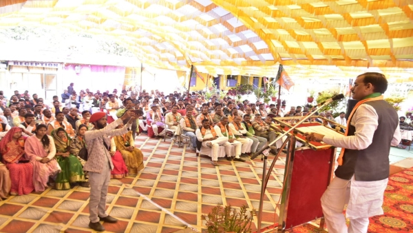 Digvijay Singh Jaichand, being close to Sonia Gandhi is defaming India culture BJP Vishnudutt Sharma