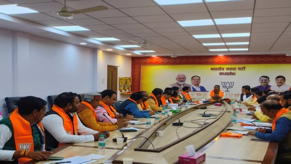 BJP Organization General Secretary Hitanand ji addressed the meeting of Backward Class Morcha