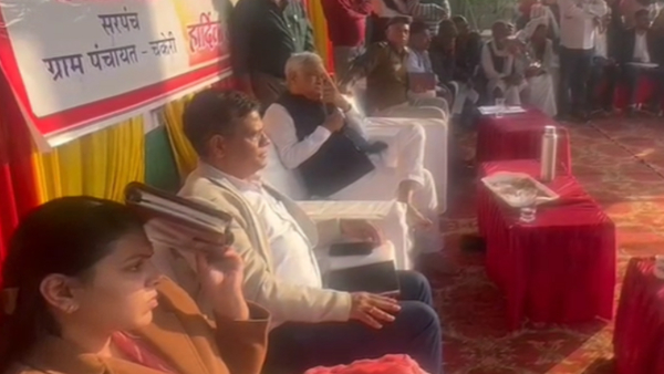 rajasthan-governments-agriculture-minister-kirori-lal-meena-held-public-hearing-court-in-sawaimadho