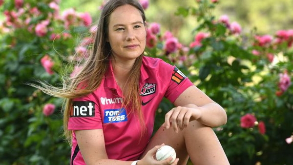 Lauren Cheatle 