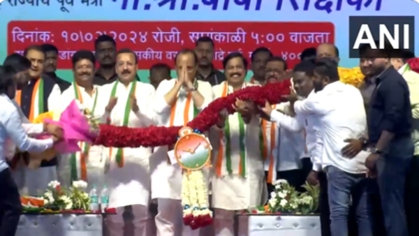 Baba Siddique joins NCP