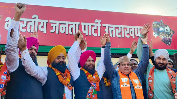  BJP membership campaign intensifies before Lok Sabha elections burglary in Congress other parties
