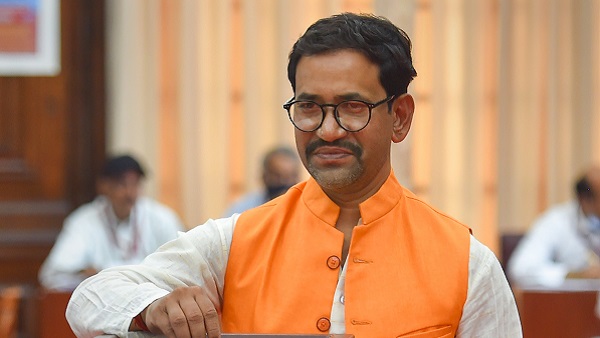 Dinesh Lal Yadav Nirahua Net Worth