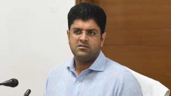 Dushyant Chautala targets congress