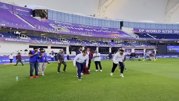 shoaib akhtar and harbhajan singh