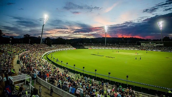 manuka oval manuka oval