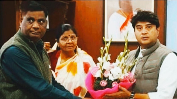 Mayor Sharda Solanki Scindia met,