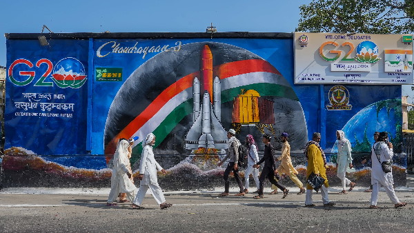 Odysseus vs chandrayaan-3