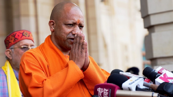  योगी आदित्यनाथ
