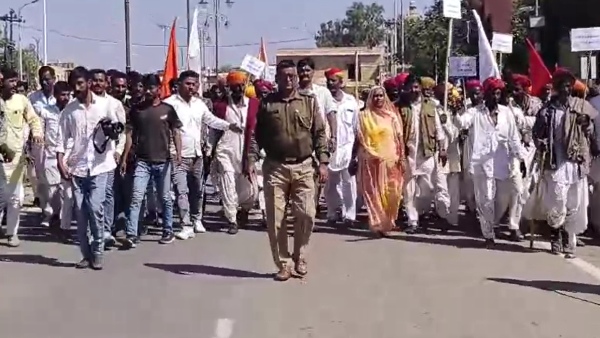 oran-bachao-movement-started-on-the-border-of-rajasthan-farmers-marched-100-kilometers-on-foot-and oran-bachao-movement-started-on-the-border-of-rajasthan-farmers-marched-100-kilometers-on-foot-and