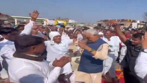 rajasthan-agriculture-minister-kirodi-lal-meenas-dance-video-is-going-viral-on-social-media rajasthan-agriculture-minister-kirodi-lal-meenas-dance-video-is-going-viral-on-social-media
