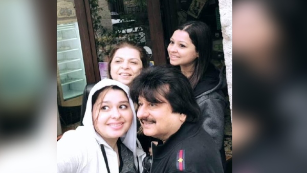 Pankaj Udhas Family