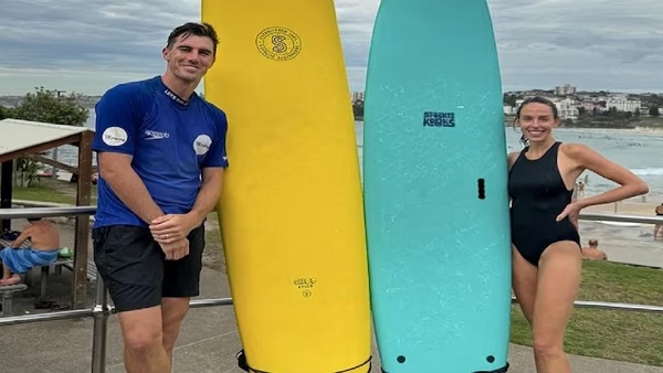 Pat Cummins, Becky Cummins