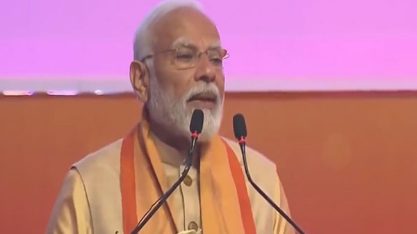 प्रधानमंत्री नरेंद्र मोदी