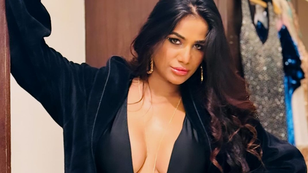 poonam pandey ki mout