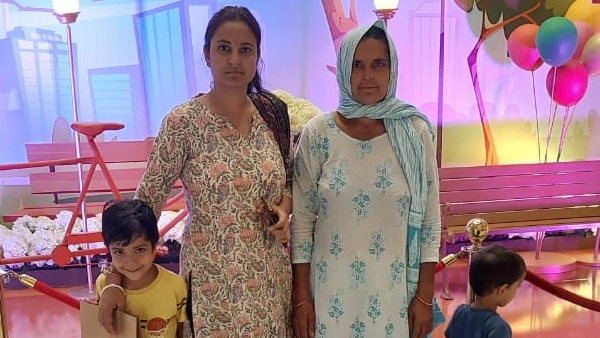 Saas Bahu Success Story in Hindi