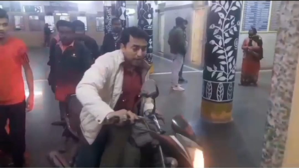 Satna District Hospital scene like 3 idiots, 