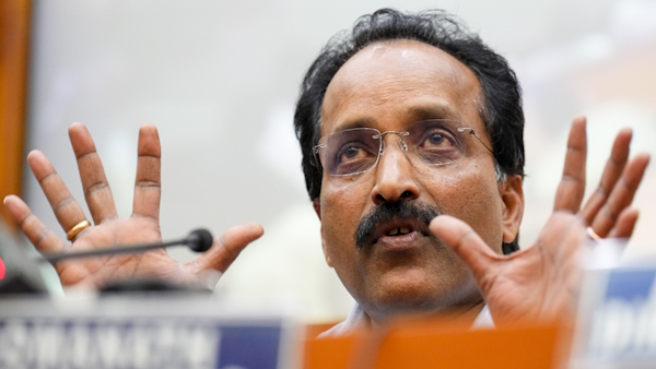 Will Indian astronauts reach the moon by 2040? ISRO Chief gave big hints regarding the mission Will Indian astronauts reach the moon by 2040? ISRO Chief gave big hints regarding the mission