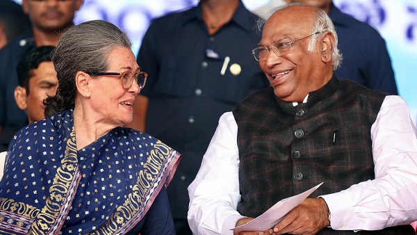 Congress Bank accounts seized