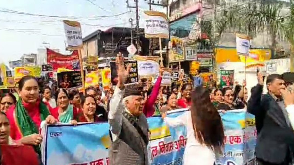  kotdwar news Swabhiman Maharally original residence 1950 strong land lawknow what are the demands