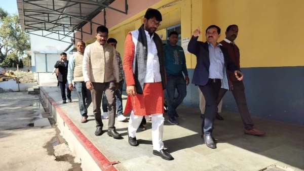 Minister Lakhan Patel suddenly inspected Sanchi Milk Dairy, gave instructions regarding purity