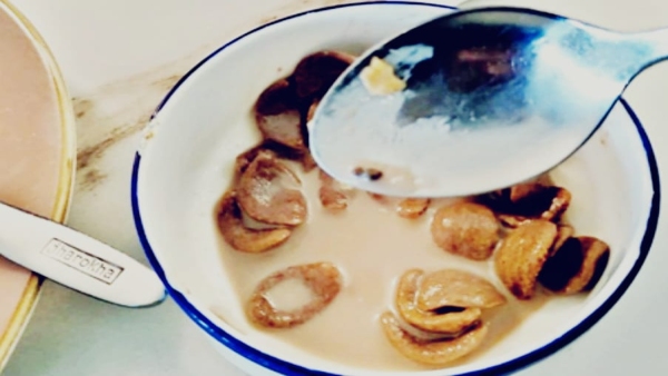 Cockroaches found in breakfast of famous hotel, food officer will take strict action on complaint