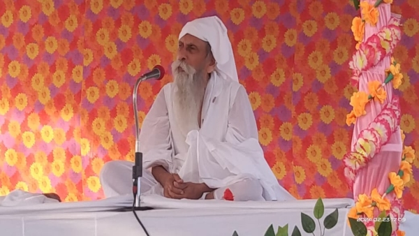 Jai Gurudev Sant Baba Umakant two-day satsang begins at Jamboree Ground, lakhs of people arrive Jai Gurudev Sant Baba Umakant two-day satsang begins at Jamboree Ground, lakhs of people arrive