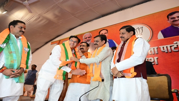 Two and a half thousand Congressmen joined BJP, will win more than 370 seats - CM Mohan Yadav Two and a half thousand Congressmen joined BJP, will win more than 370 seats - CM Mohan Yadav