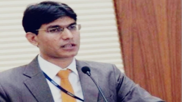 Famous IAS Lokesh Kumar Jangid was made collector of Sheopur district, Ganesh Shankar sent to centre.