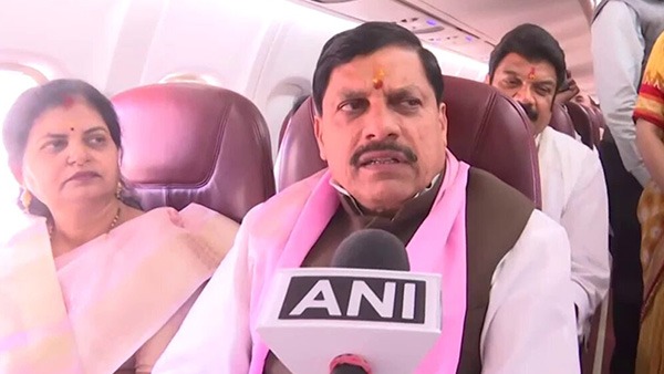 CM Dr Mohan Yadav reaching Ayodhya