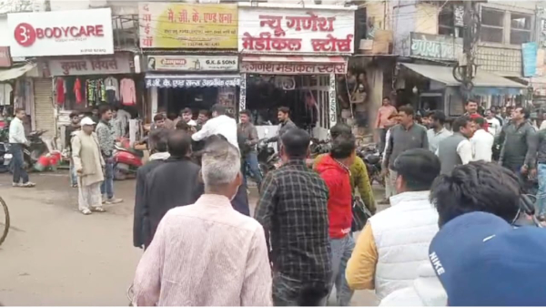 Gwalior candidate India procession firing Gwalior candidate India procession firing