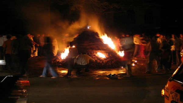 holika dahan