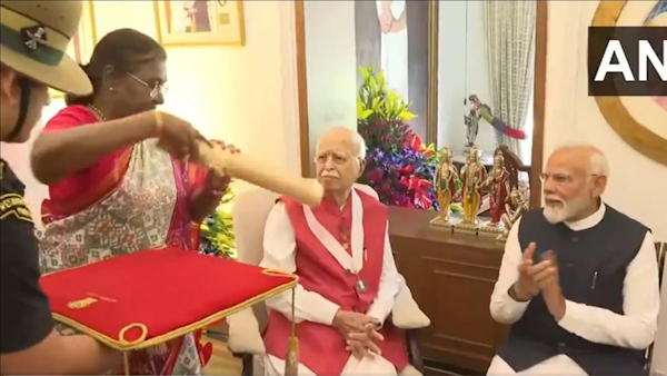 lal-krishna-advani-conferred-with-bharat-ratna lal-krishna-advani-conferred-with-bharat-ratna