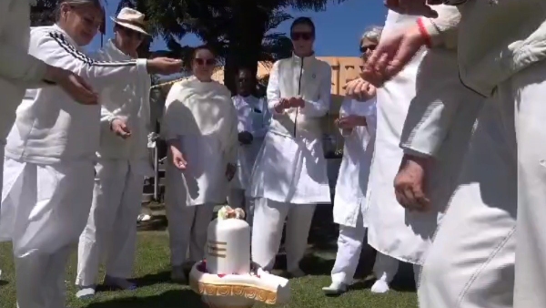 there-is-a-shiva-temple-of-mahadev-in-mount-abu-in-rajasthan-where-shivas-thumb-is-worshipped