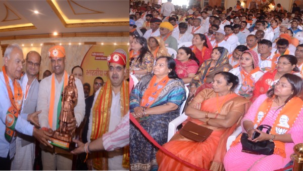 cm-bhajanlal-and-state-president-cp-joshi-interacted-with-the-workers-of-udaipur-division