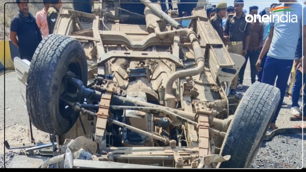 mirzapur-accident-truck-hits-bolero-and-bike-three-people-no-more